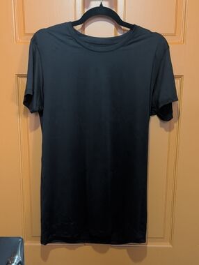 Uniqlo Black Crew Neck Short Sleeve Tee